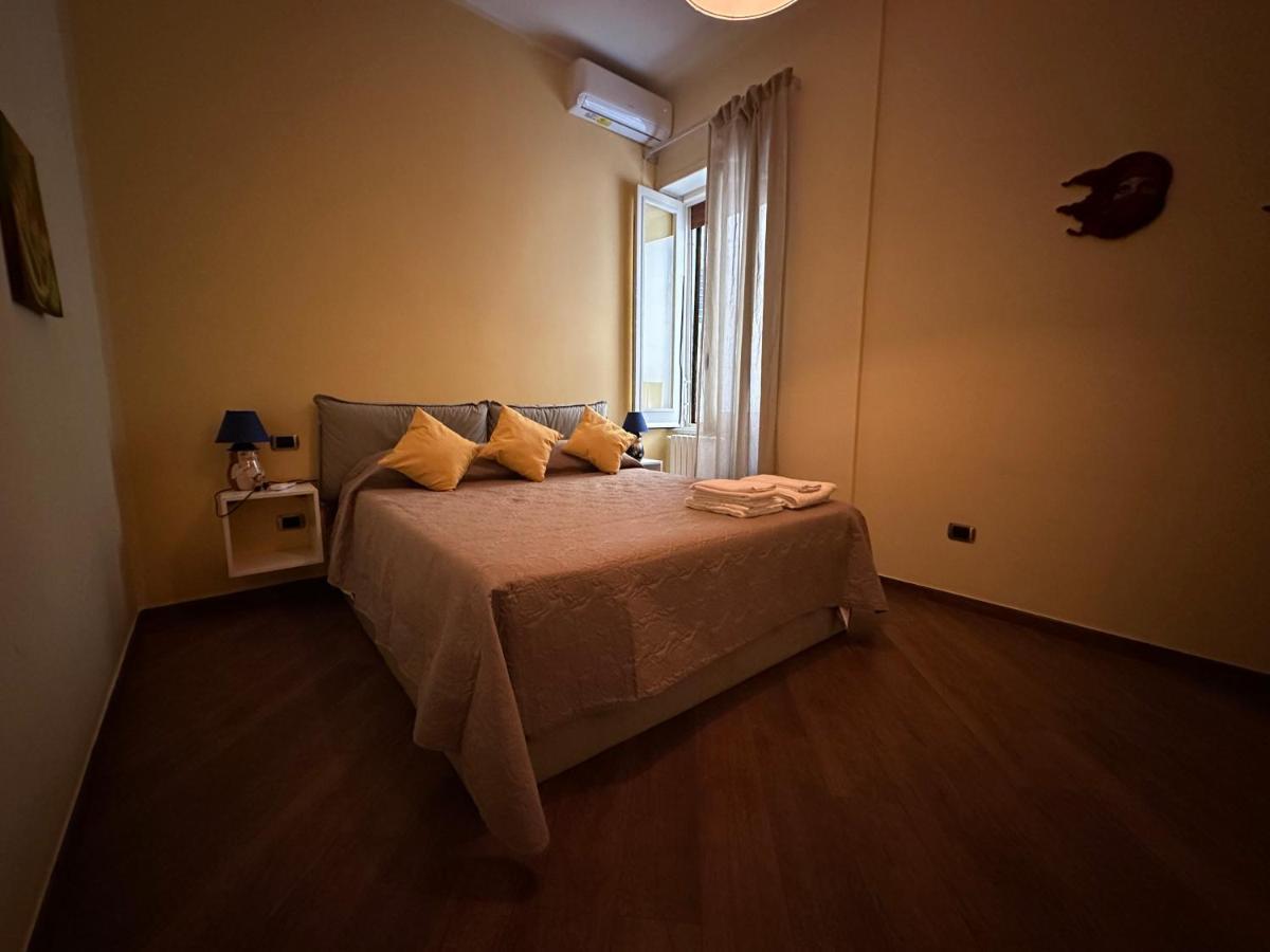 Апартаменты Casa Bavosa Via Fieravecchia, 26 Салерно Экстерьер фото